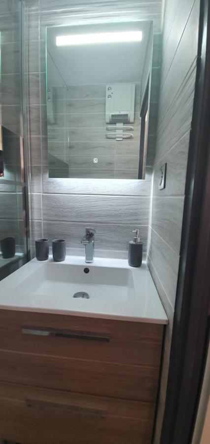 Nouveau bien lumineux tout confort en centre ville Sète Extérieur photo