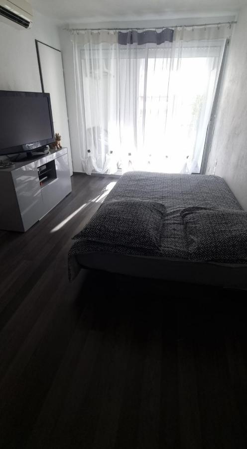 Nouveau bien lumineux tout confort en centre ville Sète Extérieur photo